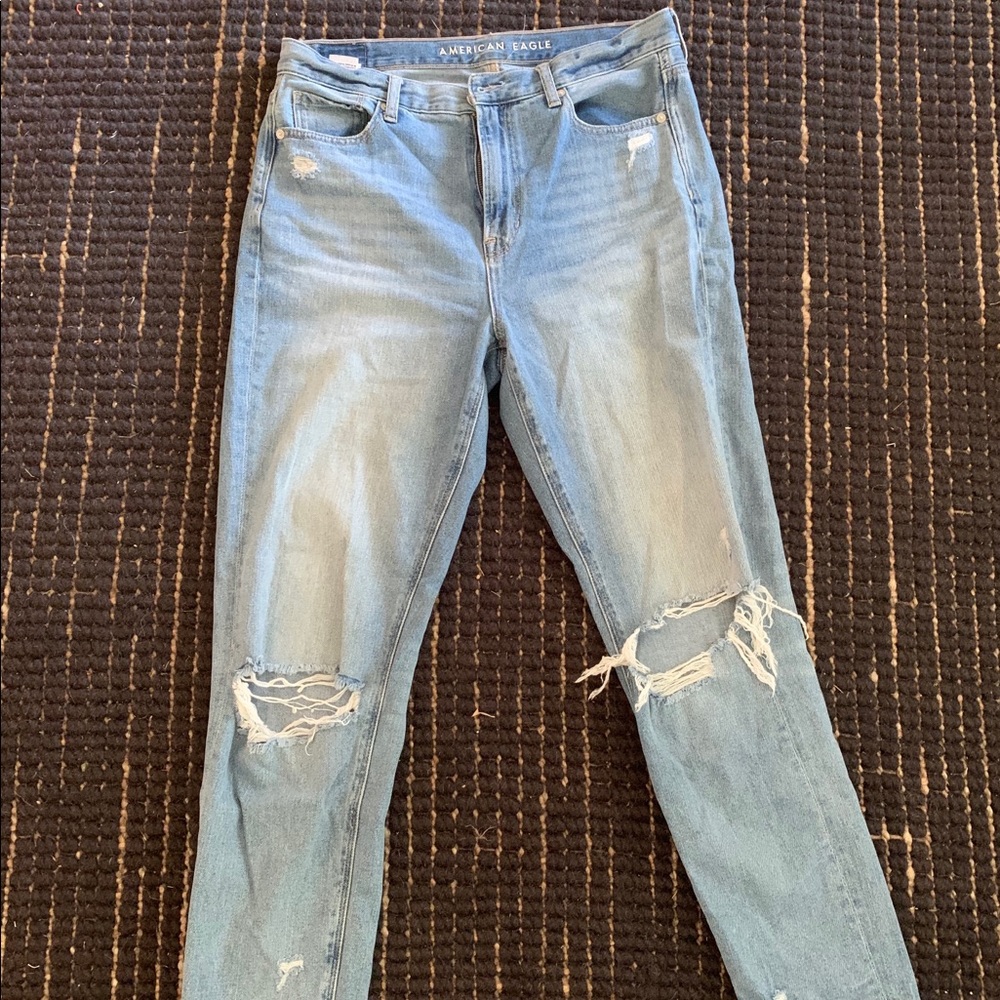 American Eagle Mom Jeans